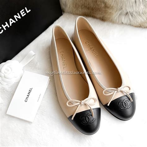 ballerines bicolores chanel|chanel ballet flats beige.